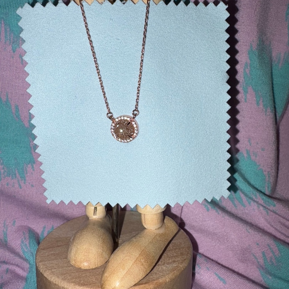 Brown Dainty Pendant Necklace